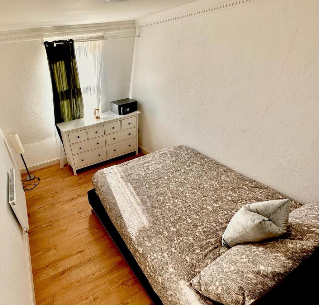 Flat 3 Stay In Aldgate Apartments London Eksteriør billede